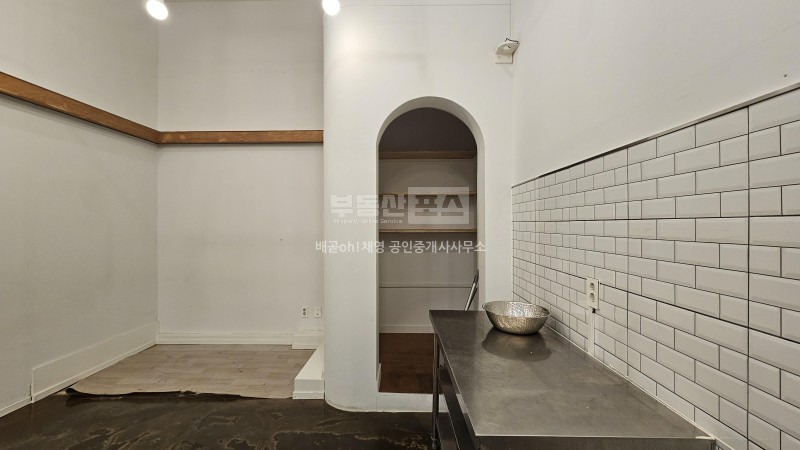 깔끔인테리어 디저트 빵집 커피숍추천 베니스메인자리 사진 9