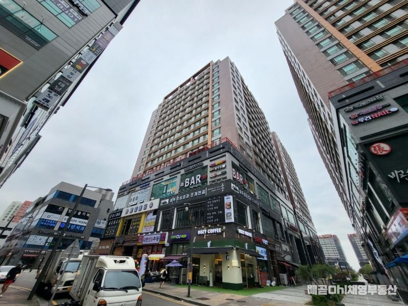 유명식당 /그대로인수 혹은 타업종가능/유동인구많음/유권리금 사진 9