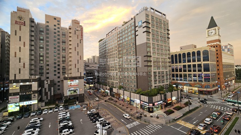 개별시스템에어컨설치,블라인드, 씽크대 도어락등 풀인테리어 사진 7