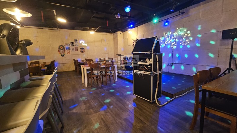 라이브BAR 사진참조 배곧손에꼽는자리 간판자리최고 사진 9