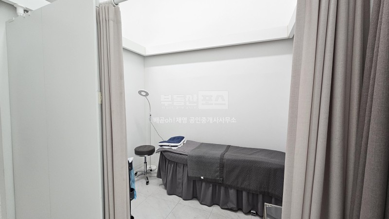 예쁜인테리어가 되어 있는 피부관리샵 사진 9