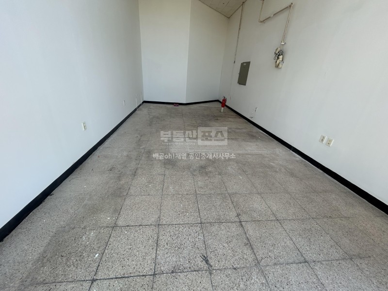 단지내상가 생명공원방향 간판자리최고 사진 2