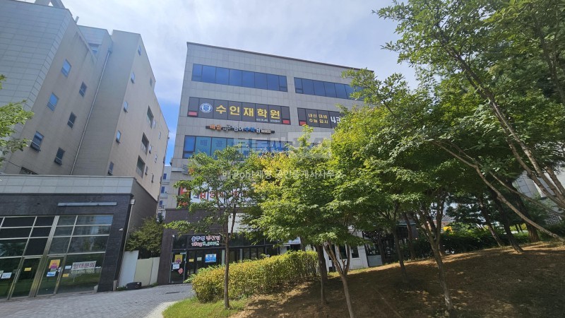천정형 냉난방기5대완비 노출천정 입시단과 학원, 어학원등 추천 사진 12