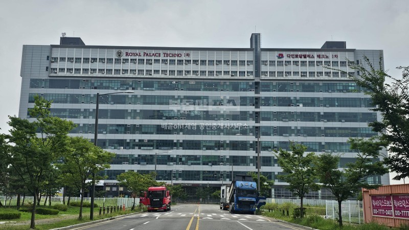 네모반듯 시스템에어컨3대 탁틔인뷰 화물엘베앞위치 사진 11